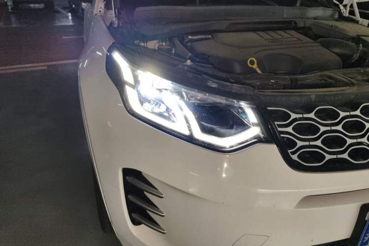 Used Land Rover Discovery Sport 2024 Performance Tech Edition Right Front Headlight