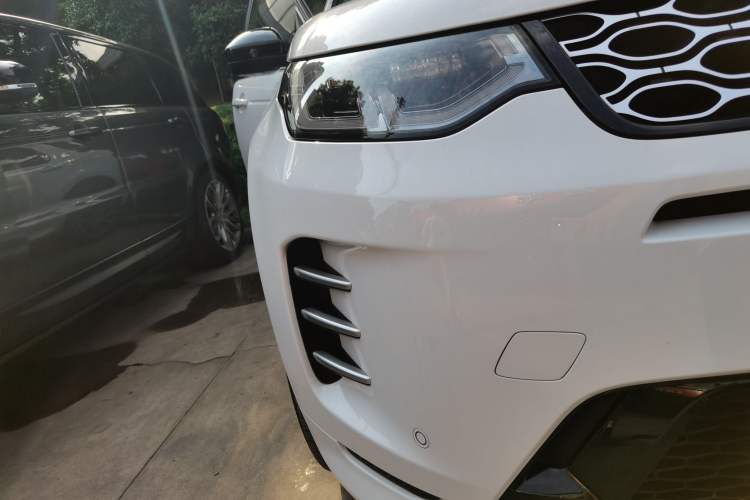 Used Land Rover Discovery Sport 2024 Performance Tech Edition Right Front Headlight