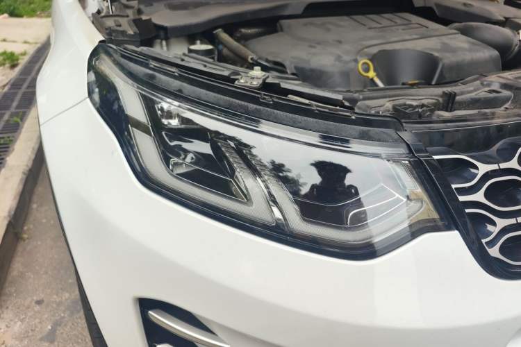 Used Land Rover Discovery Sport 2024 Luxury Custom Edition Right Front Headlight