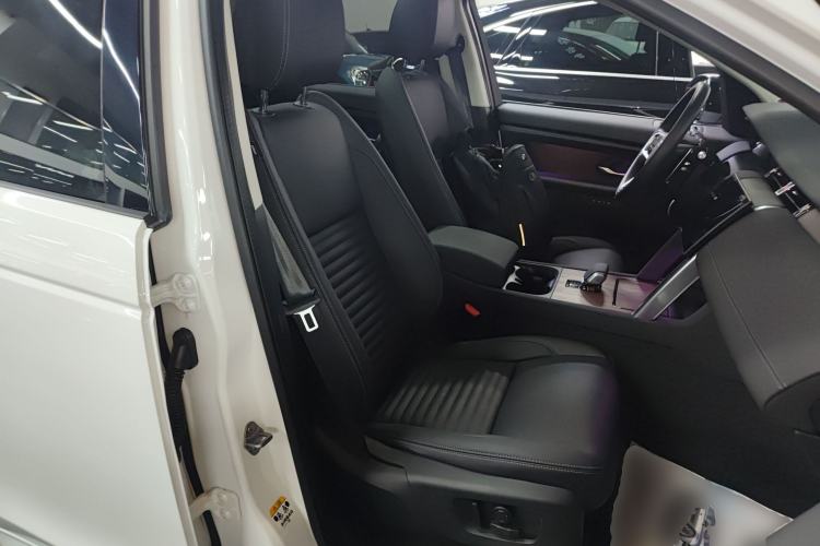 Used Land Rover Discovery Sport 2024 Performance Tech Edition Right Front Seat
