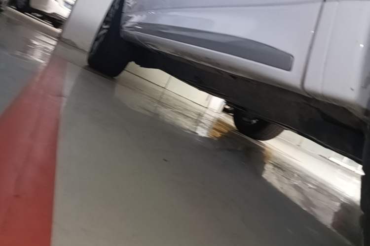 Used Land Rover Discovery Sport 2024 Performance Tech Edition Right Side Sill