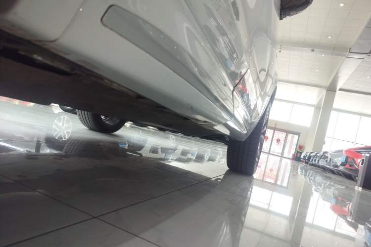 Used Land Rover Discovery Sport 2024 Performance Tech Edition Right Side Sill