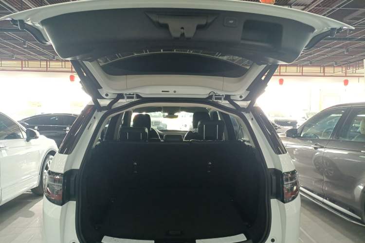 Used Land Rover Discovery Sport 2024 Performance Tech Edition Trunk