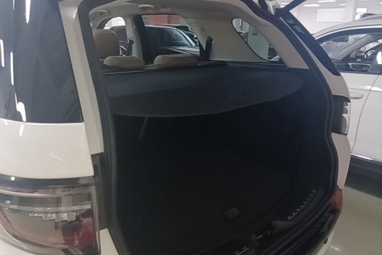 Used Land Rover Discovery Sport 2024 Performance Tech Edition Trunk