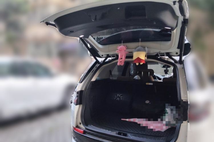 Used Land Rover Discovery Sport 2024 Performance Tech Edition Trunk