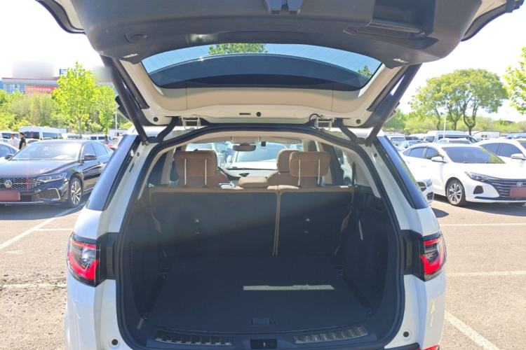 Used Land Rover Discovery Sport 2024 Performance Tech Edition Trunk