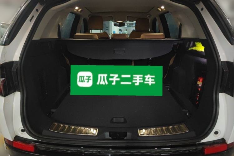 Used Land Rover Discovery Sport 2024 Performance Tech Edition Trunk
