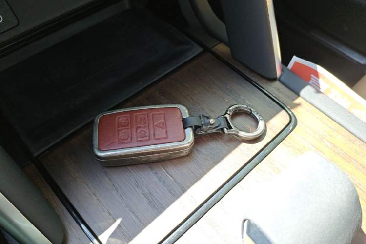 Used Land Rover Discovery Sport 2024 Performance Tech Edition Vehicle Key