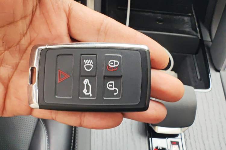 Used Land Rover Discovery Sport 2024 Luxury Custom Edition Vehicle Key