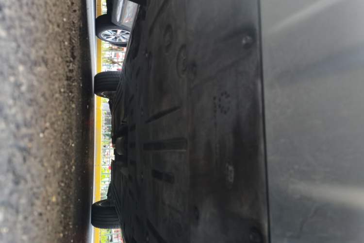 Used Land Rover Discovery Sport 2025 249 PS Performance Tech Edition Chassis Front