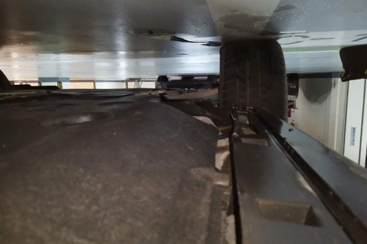 Used Land Rover Discovery Sport 2025 249 PS Performance Tech Edition Chassis Front Left