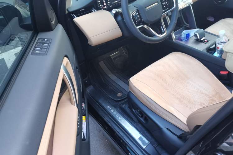 Used Land Rover Discovery Sport 2025 249 PS Performance Tech Edition Driver Seat