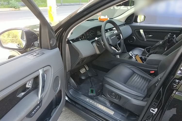 Used Land Rover Discovery Sport 2025 249 PS Performance Tech Edition Driver Seat