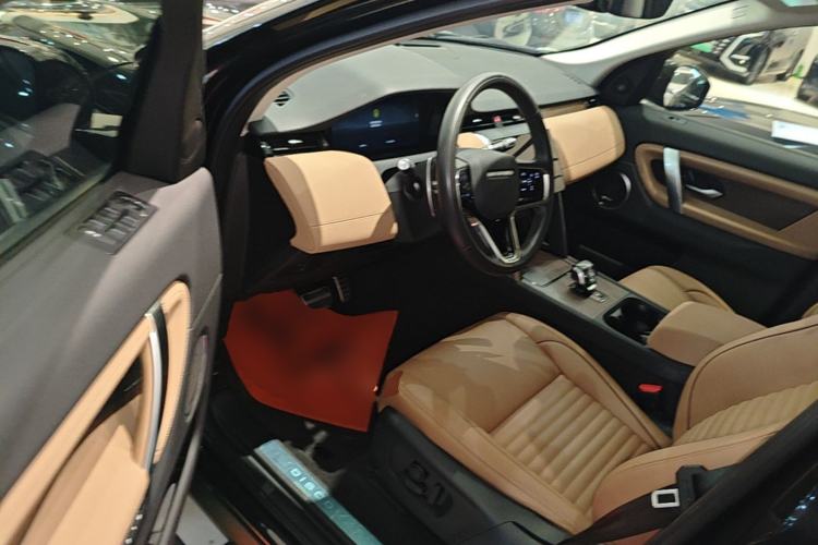 Used Land Rover Discovery Sport 2025 249 PS Performance Tech Edition Driver Seat
