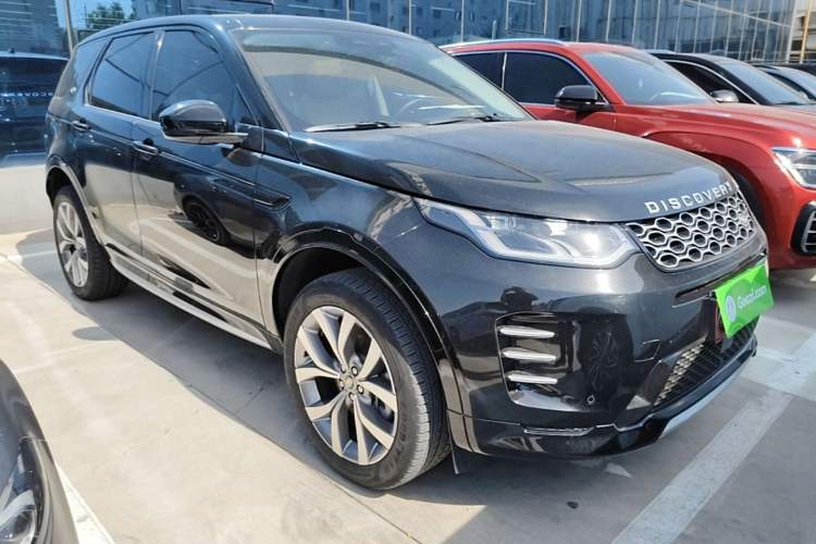 Used Land Rover Discovery Sport 2025 249 PS Performance Tech Edition Front Right 45 Deg