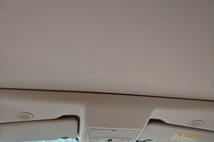 Used Land Rover Discovery Sport 2025 249 PS Explorer Special Edition Headliner