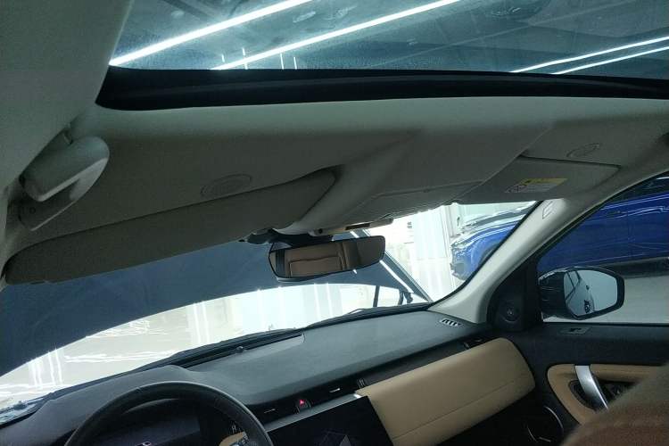 Used Land Rover Discovery Sport 2025 249 PS Performance Tech Edition Headliner