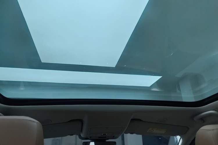 Used Land Rover Discovery Sport 2025 249 PS Performance Tech Edition Headliner