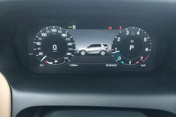Used Land Rover Discovery Sport 2025 249 PS Performance Tech Edition Instrument Cluster