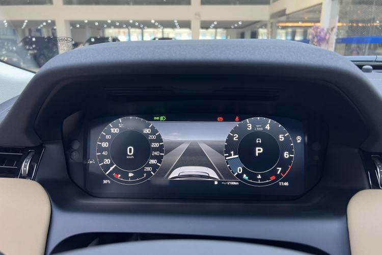 Used Land Rover Discovery Sport 2025 249 PS Performance Tech Edition Interior 1