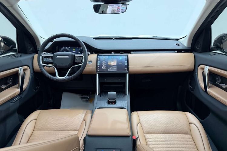 Used Land Rover Discovery Sport 2025 249 PS Explorer Special Edition Interior 3