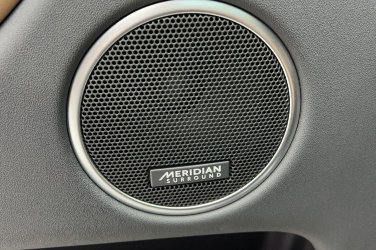 Used Land Rover Discovery Sport 2025 249 PS Performance Tech Edition Interior 4