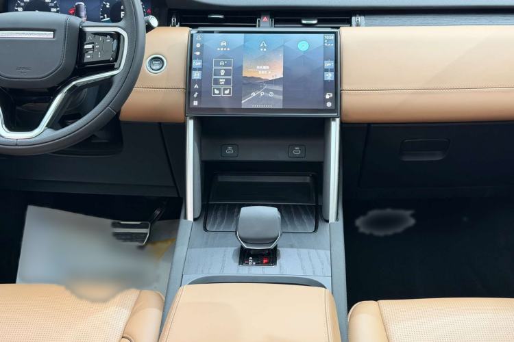 Used Land Rover Discovery Sport 2025 249 PS Explorer Special Edition Interior 4