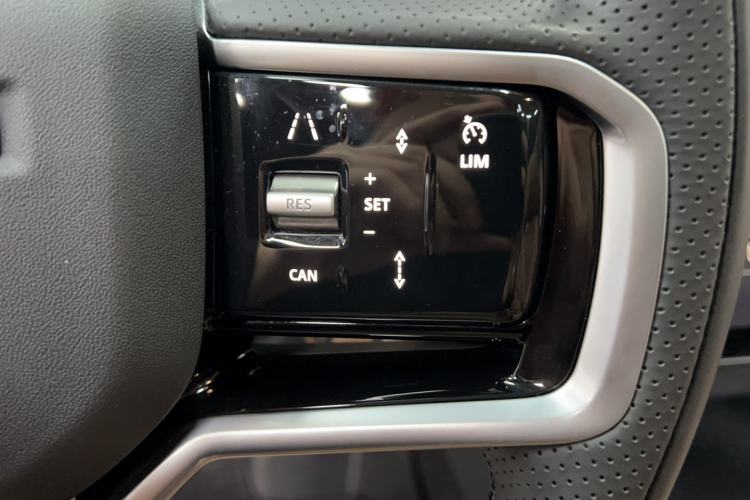 Used Land Rover Discovery Sport 2025 249 PS Performance Tech Edition Interior 7