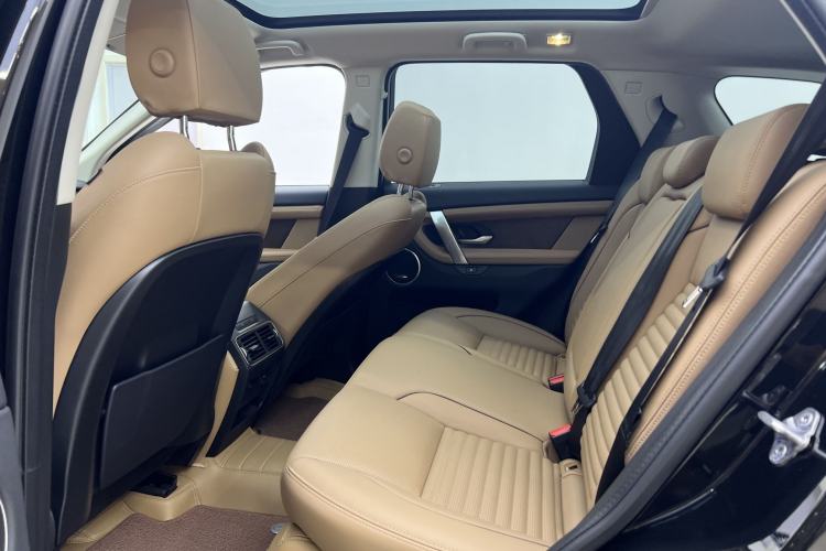 Used Land Rover Discovery Sport 2025 249 PS Performance Tech Edition Interior 8