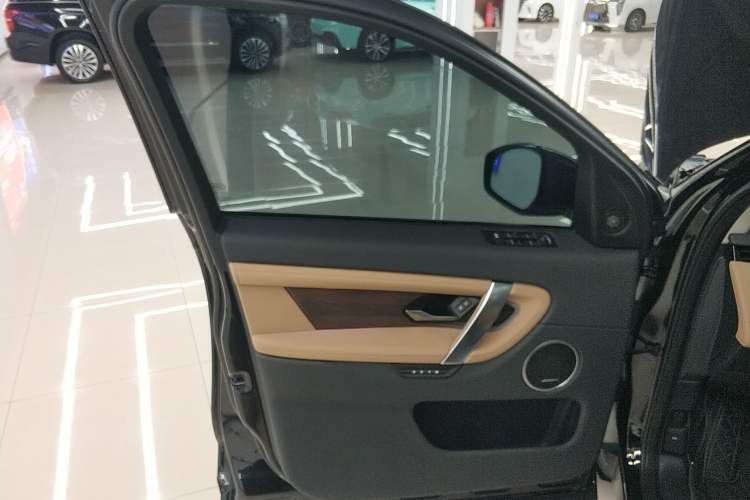 Used Land Rover Discovery Sport 2025 249 PS Performance Tech Edition Left Front Door Interior