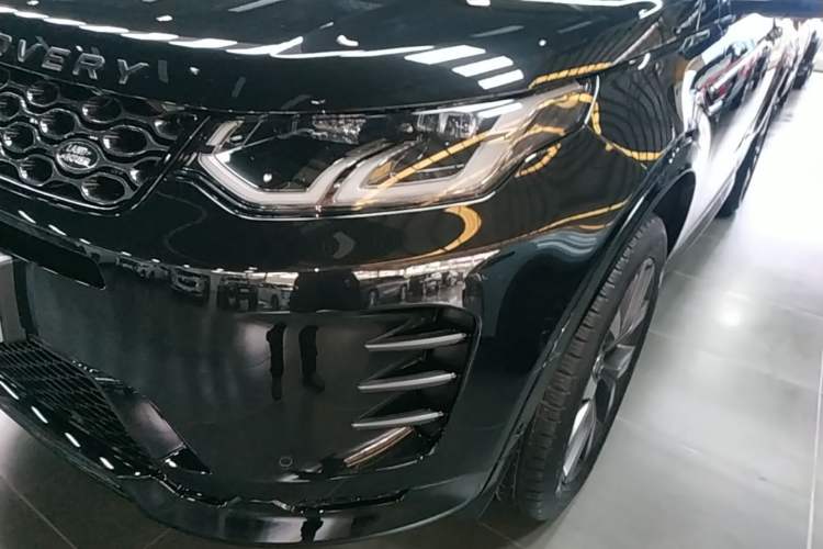 Used Land Rover Discovery Sport 2025 249 PS Explorer Special Edition Left Front Headlight