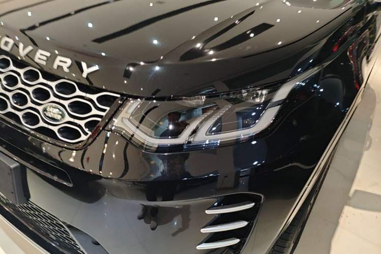 Used Land Rover Discovery Sport 2025 249 PS Performance Tech Edition Left Front Headlight