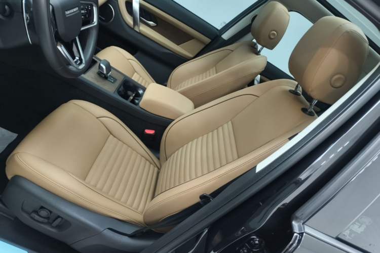 Used Land Rover Discovery Sport 2025 249 PS Performance Tech Edition Left Front Seat