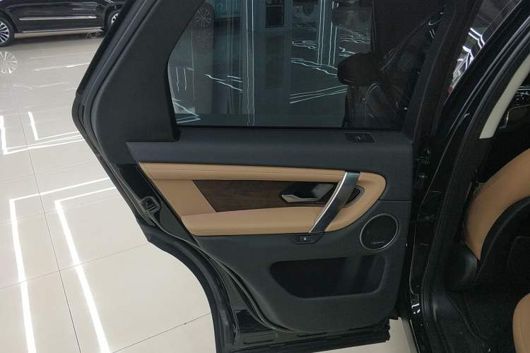 Used Land Rover Discovery Sport 2025 249 PS Performance Tech Edition Left Rear Door Interior