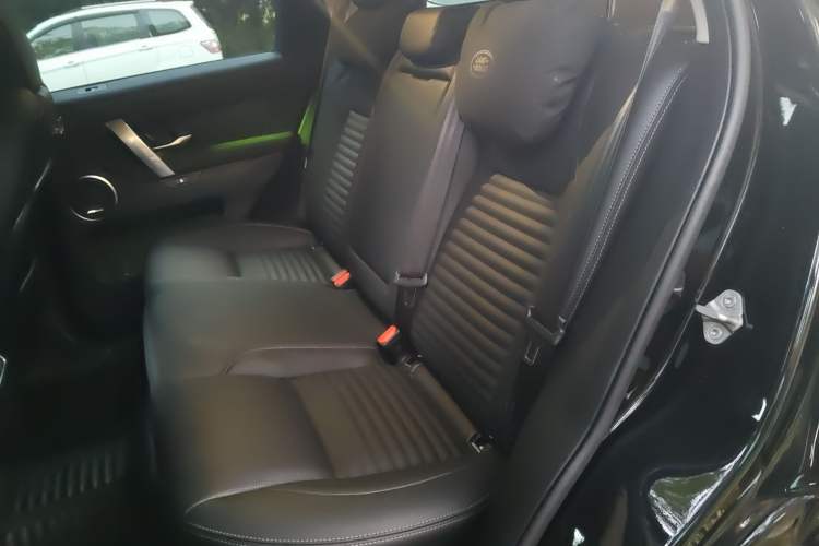 Used Land Rover Discovery Sport 2025 249 PS Performance Tech Edition Left Rear Seat