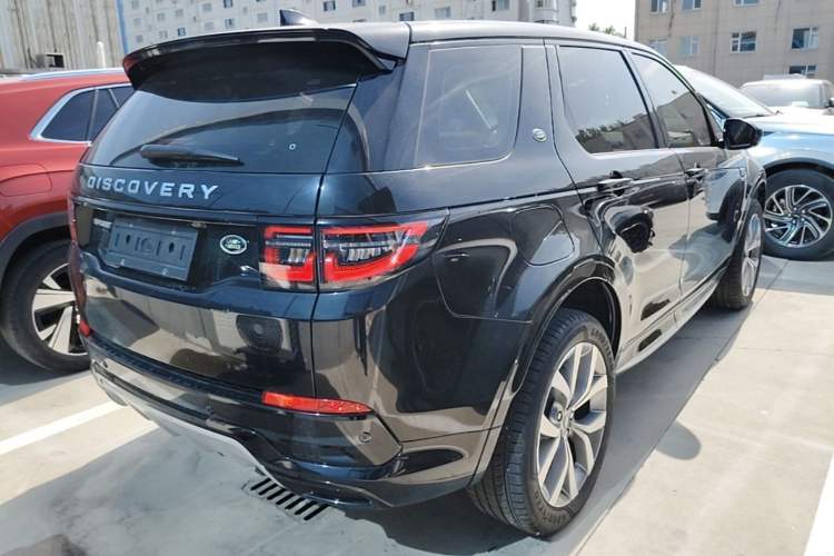 Used Land Rover Discovery Sport 2025 249 PS Performance Tech Edition Rear Right 45 Deg
