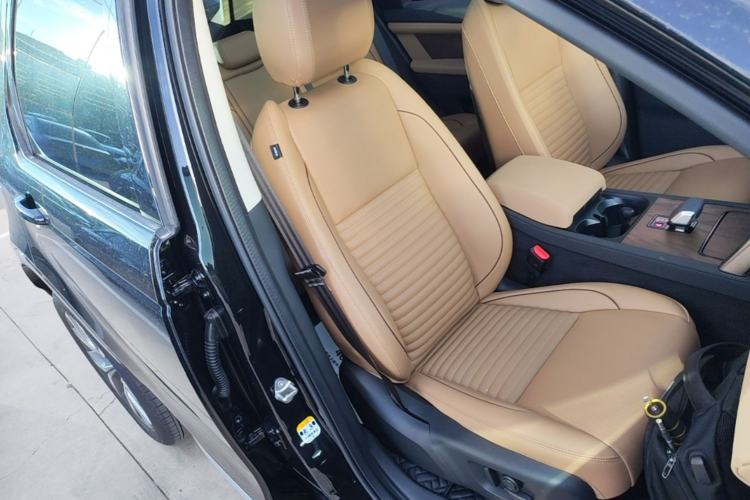 Used Land Rover Discovery Sport 2025 249 PS Performance Tech Edition Right Front Seat