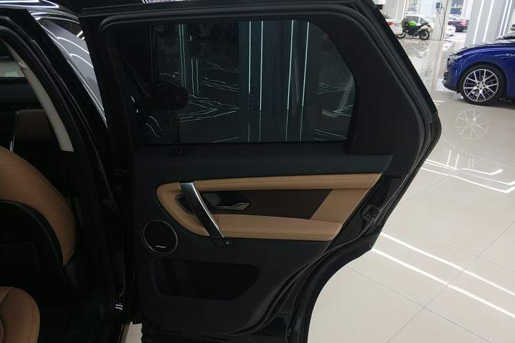 Used Land Rover Discovery Sport 2025 249 PS Performance Tech Edition Right Rear Door Interior