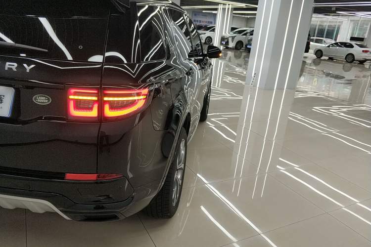 Used Land Rover Discovery Sport 2025 249 PS Performance Tech Edition Right Rear Taillight