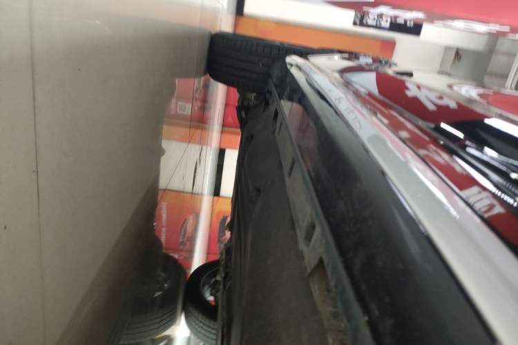 Used Land Rover Discovery Sport 2025 249 PS Performance Tech Edition Right Side Sill