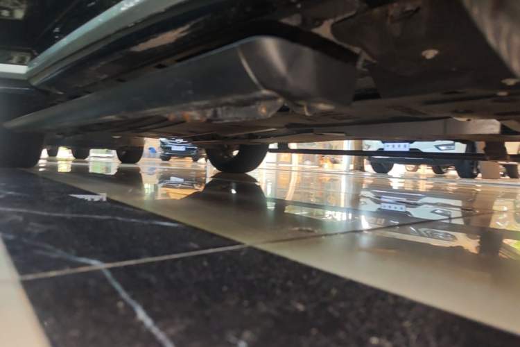 Used Land Rover Discovery Sport 2025 249 PS Performance Tech Edition Right Side Sill
