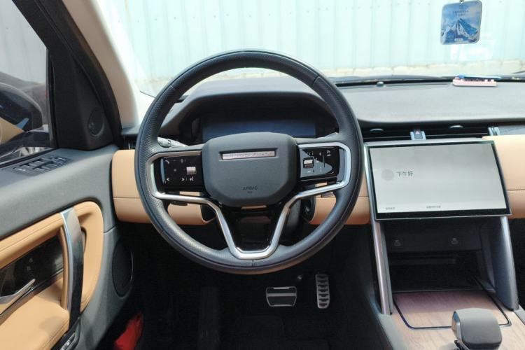 Used Land Rover Discovery Sport 2025 249 PS Performance Tech Edition Steering Wheel