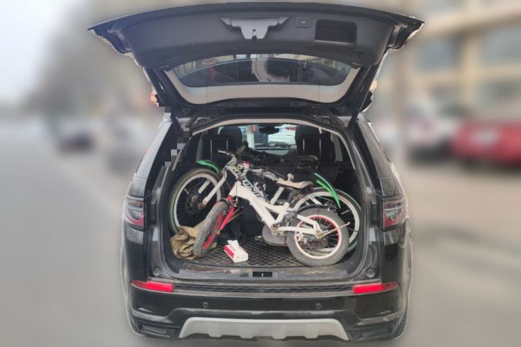 Used Land Rover Discovery Sport 2025 249 PS Performance Tech Edition Trunk