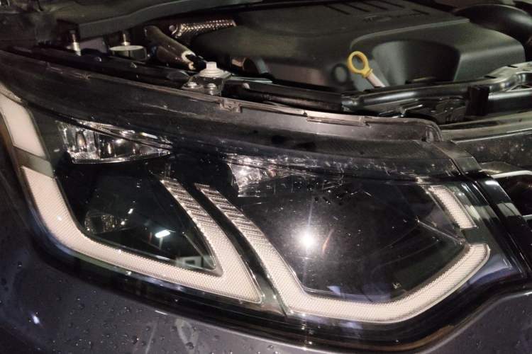 Used Land Rover Discovery Sport 2025 249 PS Explorer Special Edition Right Front Headlight