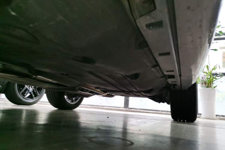 Used Land Rover Discovery Sport 2025 249 PS Performance Tech Edition Left Side Sill