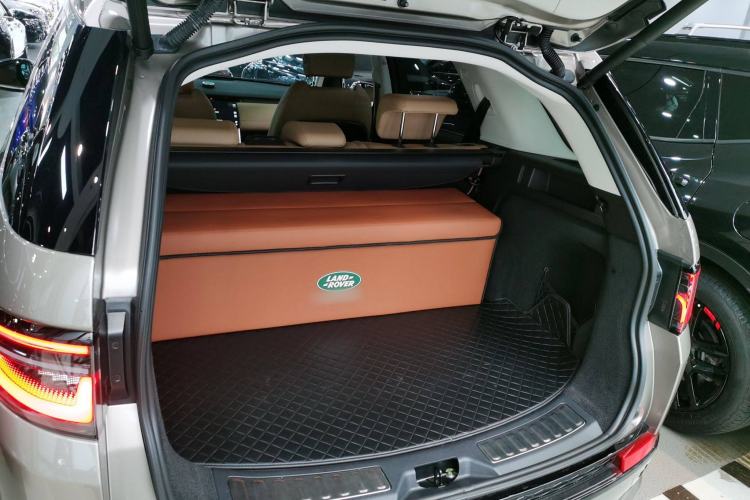 Used Land Rover Discovery Sport 2025 249 PS Performance Tech Edition Trunk