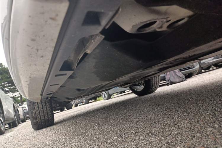 Used Land Rover Discovery Sport 2025 249 PS Performance Tech Edition Chassis Front Right