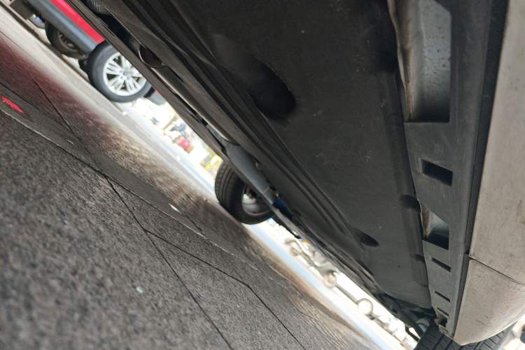 Used Land Rover Discovery Sport 2025 249 PS Performance Tech Edition Chassis Rear Right