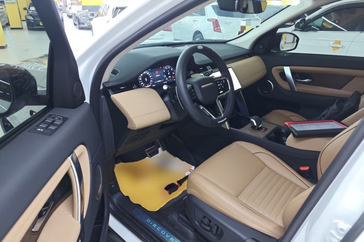 Used Land Rover Discovery Sport 2025 249 PS Performance Tech Edition Driver Seat