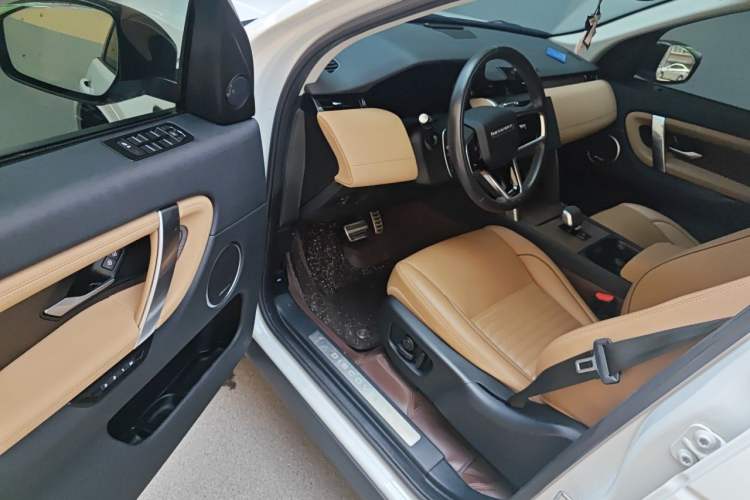 Used Land Rover Discovery Sport 2025 249 PS Performance Tech Edition Driver Seat